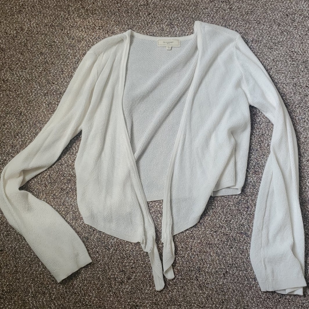 Short cardigan